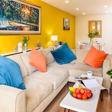 Luxury City Apartment Underground Parking 5* بلفاست المظهر الخارجي الصورة